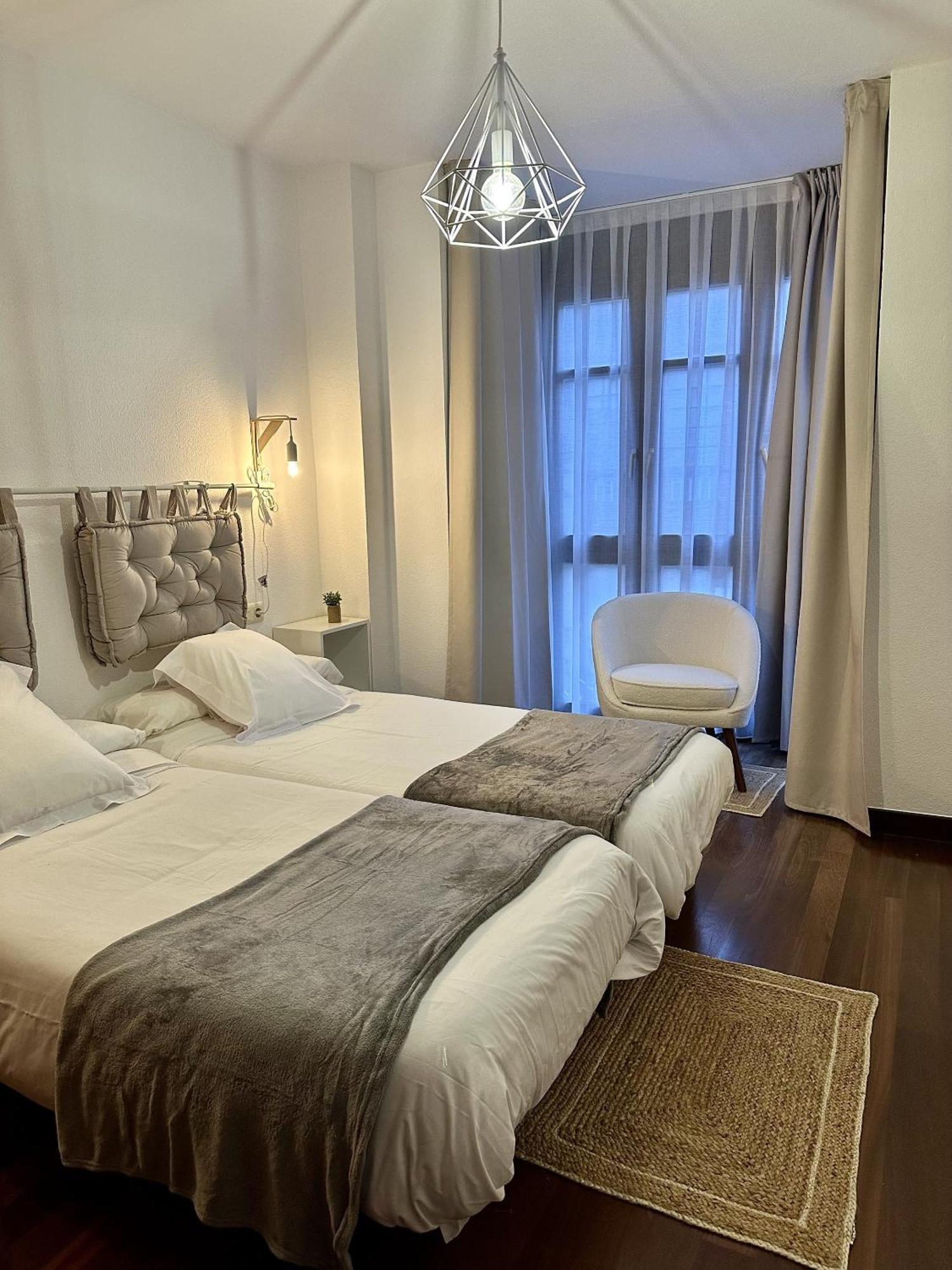 Apartamentos Val De Comillas Esterno foto