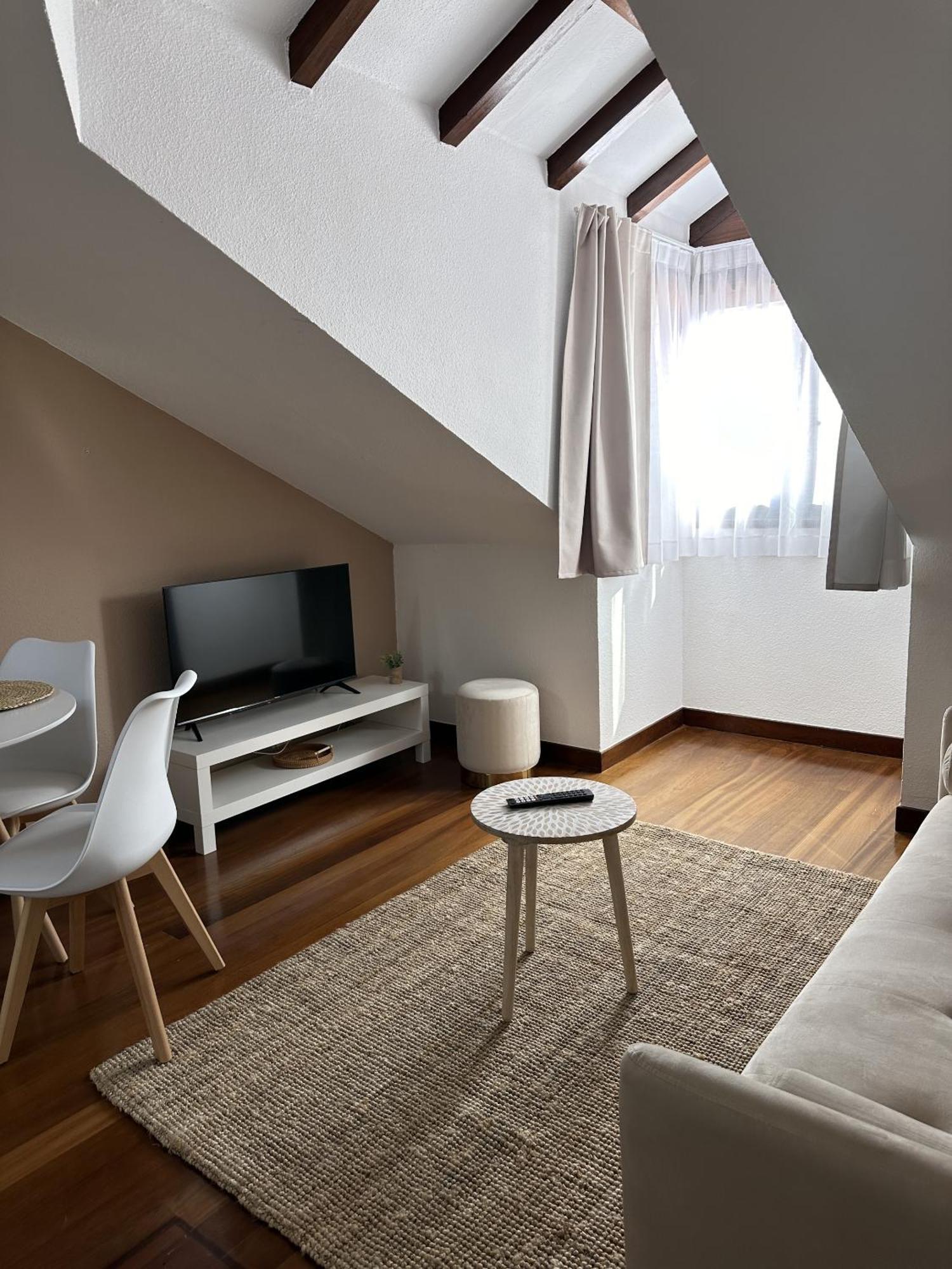 Apartamentos Val De Comillas Esterno foto